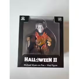 Halloween 2 : Figurine Michael Myers "En Feu" (Vinyle) / Culturefly