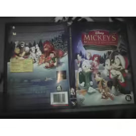 Bloqués Par La Neige Dans Le Club De Mickey (Mickey's Magical Christmas)